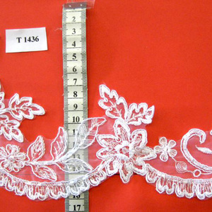 TAŚMA ZDOBIONA - T1436