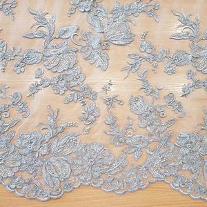 HAFT NA TIULU ZDOBIONY CEKINAMI