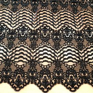 HAFT NA TIULU ZDOBIONY CEKINAMI