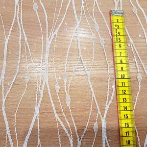 DELIKATNA KORONKA Z CEKINAMI