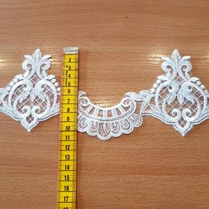 TAŚMA ZDOBIONA CEKINAMI - T1258MA