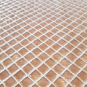 HAFT NA TIULU ZDOBIONY CEKINAMI