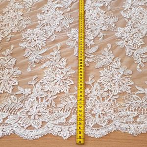 HAFT NA TIULU ZDOBIONY KORALIKAMI - 68101