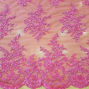 HAFT NA TIULU ZDOBIONY CEKINAMI