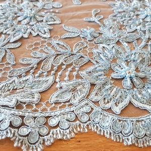 HAFT NA TIULU ZDOBIONY KORALIKAMI