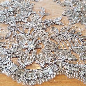 HAFT NA TIULU ZDOBIONY KORALIKAMI