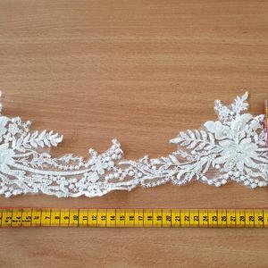 TAŚMA ZDOBIONA - T5335