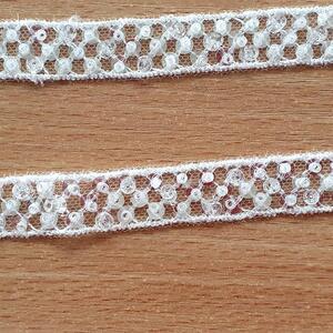 TAŚMA ZDOBIONA KORALIKAMI - T5583