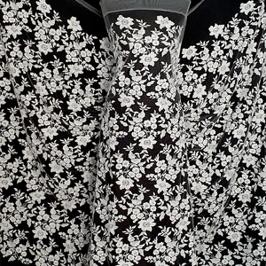 HAFT NA TIULU NIEZDOBIONY