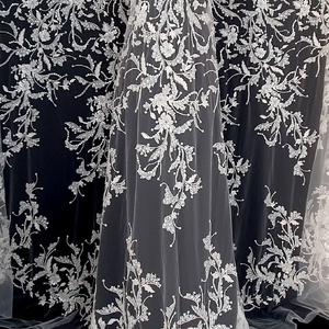 HAFT NA TIULU ZDOBIONY