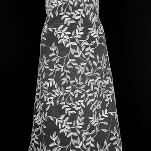 HAFT NA TIULU ZDOBIONY CEKINAMI - HW021