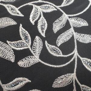 HAFT NA TIULU ZDOBIONY CEKINAMI