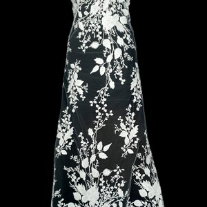 HAFT NA TIULU ZDOBIONY CEKINAMI - 3450