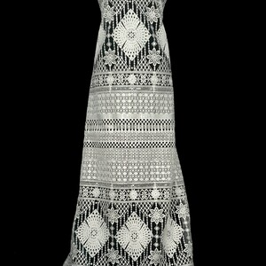 HAFT NA TIULU ZDOBIONY CEKINAMI - 34910