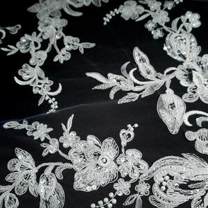 HAFT NA TIULU ZDOBIONY CEKINAMI