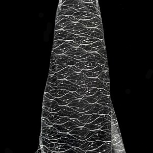 DELIKATNA KORONKA Z CEKINAMI - 230MA