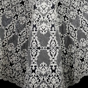 HAFT NA TIULU ZDOBIONY KORALIKAMI