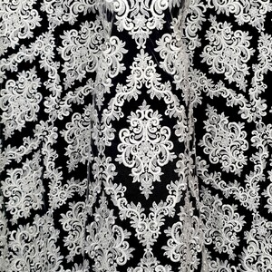 HAFT NA TIULU ZDOBIONY KORALIKAMI