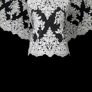 HAFT KODEROWY ZDOBIONY