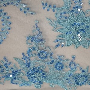 HAFT NA TIULU ZDOBIONY CEKINAMI