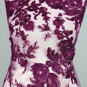 HAFT NA TIULU ZDOBIONY CEKINAMI