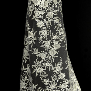 HAFT NA TIULU ZDOBIONY CEKINAMI - EF1080