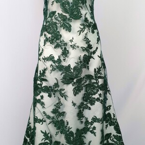 HAFT NA TIULU ZDOBIONY CEKINAMI - 56601