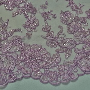 HAFT NA TIULU ZDOBIONY CEKINAMI