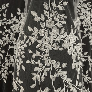 HAFT NA TIULU ZDOBIONY 3D