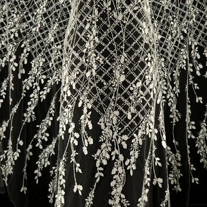 HAFT NA TIULU ZDOBIONY 3D