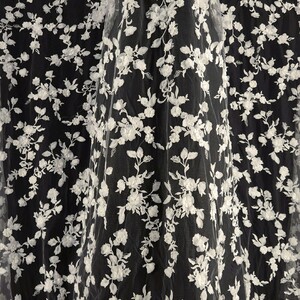 HAFT NA TIULU ZDOBIONY 3D