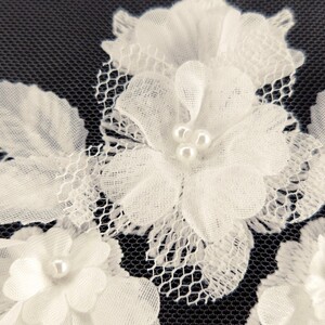 HAFT NA TIULU ZDOBIONY 3D