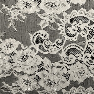 KORONKA FRANCUSKA ZDOBIONA