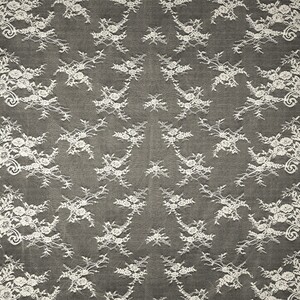 KORONKA FRANCUSKA ZDOBIONA