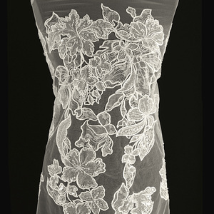 HAFT NA TIULU ZDOBIONY 