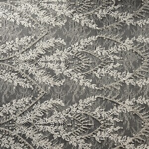 HAFT NA PODKŁADZIE ZDOBIONY