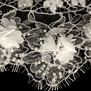 KORONKA FRANCUSKA ZDOBIONA 3D