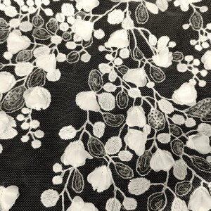 HAFT NA TIULU ZDOBIONY 3D